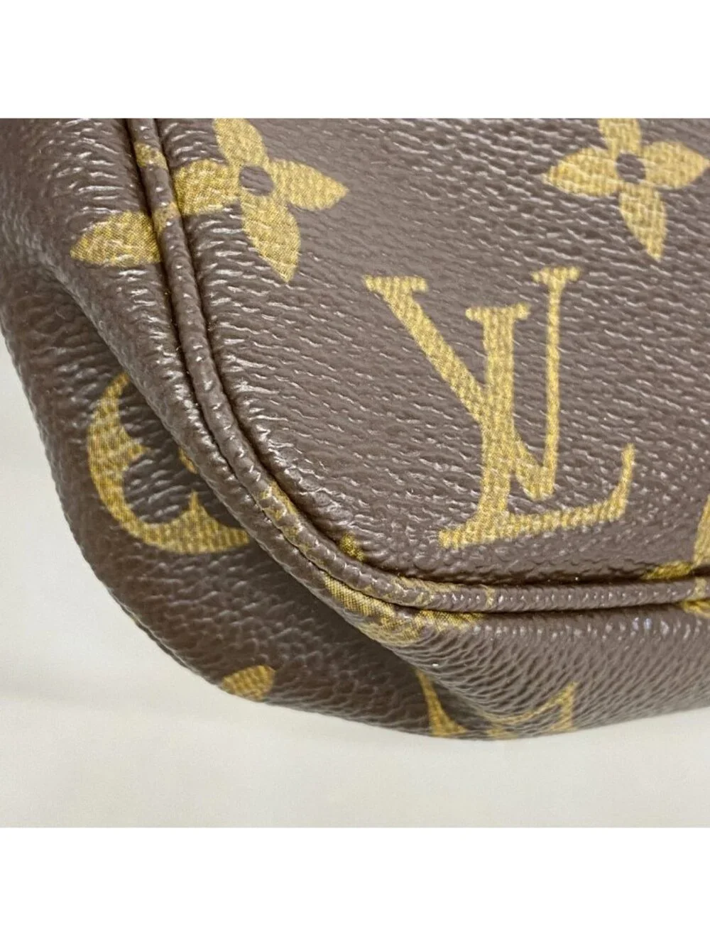 Louis Vuitton Pouch Monogram Pochette Soirle Brown